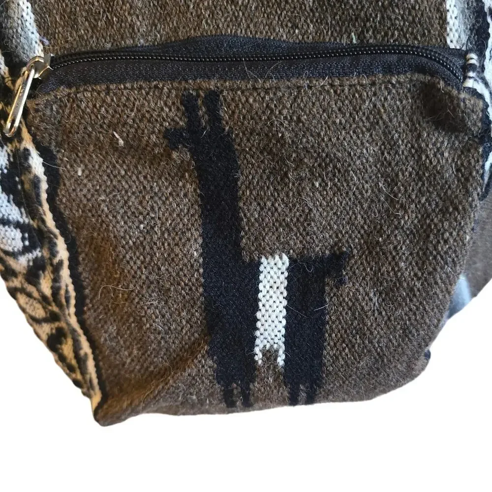 Alpac hair backpack peru
